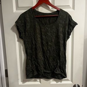 Lululemon Tshirt